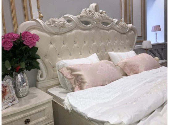 Спальный гарнитур "Афина" крем корень