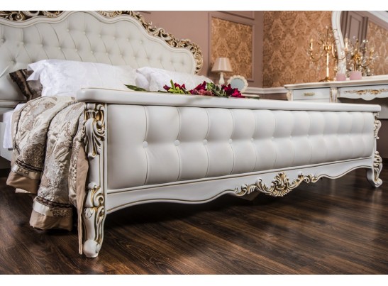 Кровать двуспальная с мягким изголовьем Анна Мария, белая