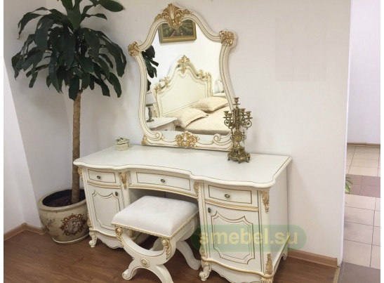 Туалетный стол c пуфом «Мона Лиза» крем