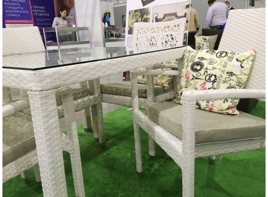 Кресло штабелируемое KLERMON