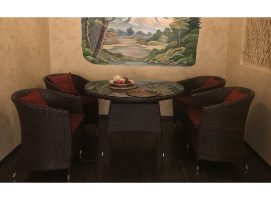 Стол круглый VERONA