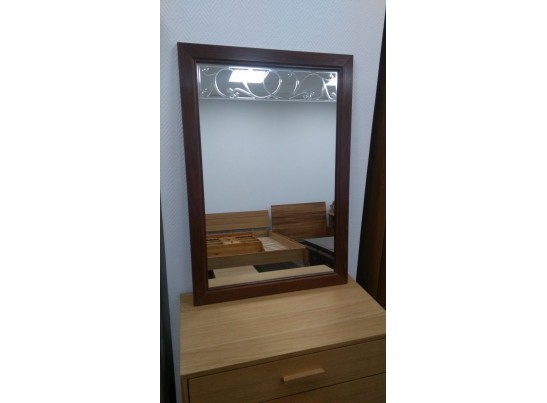 Зеркало Оскар прямоугольное из натурального дерева ММ-216-05