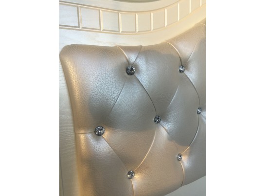 Спальный гарнитур Венера 160 бежевый