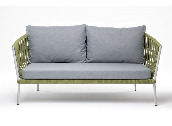 "Диего" диван 2-местный плетеный из роупа, каркас алюминий светло-серый (RAL7035) муар, роуп салатовый меланж круглый, ткань светло-серая в Каменске-Уральском