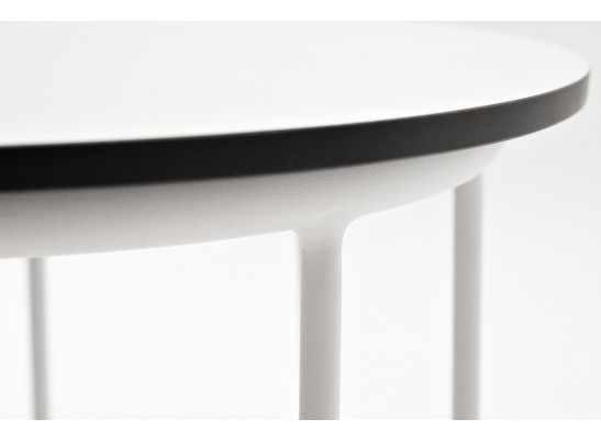 "Эквадор" журнальный стол из HPL круглый Ø40 H55, каркас из стали белый, цвет столешницы "молочный" в Каменске-Уральском