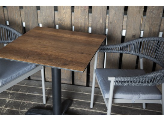 "Каффе" интерьерный стол из HPL квадратный 70х70см, цвет "дуб" в Каменске-Уральском