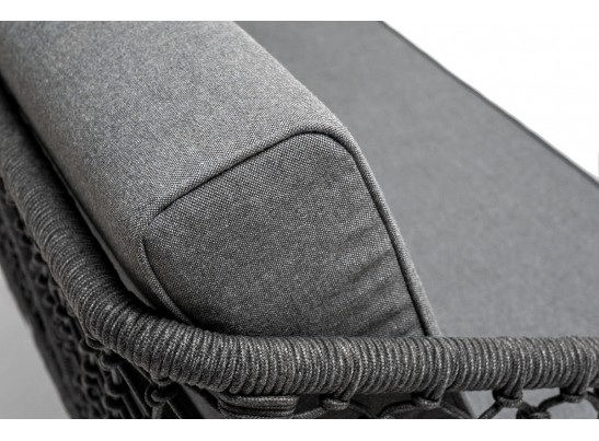 "Канны" диван 2-местный плетеный из роупа (узелки), каркас алюминий темно-серый (RAL7024) муар, роуп темно-серый круглый, ткань темно-серая 027 в Каменске-Уральском