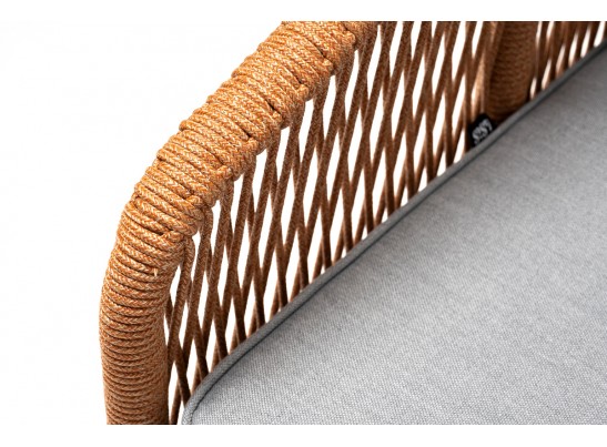 "Канны" кресло плетеное из роупа, каркас алюминий светло-серый (RAL7035) муар, роуп светло-серый круглый, ткань светло-серая в Каменске-Уральском