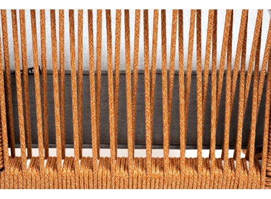 "Канны" кресло плетеное из роупа, каркас алюминий светло-серый (RAL7035) муар, роуп светло-серый круглый, ткань светло-серая в Каменске-Уральском