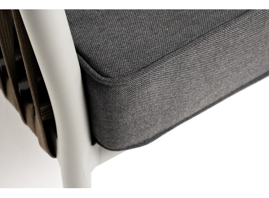 "Касабланка" диван 3-местный плетеный из роупа, каркас алюминий светло-серый (RAL7035) муар, роуп серо-коричневый 23мм, ткань серая 017 в Каменске-Уральском