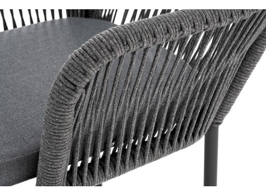 "Лион" стул плетеный из роупа, каркас из стали темно-серый (RAL7024) шагрень, роуп темно-серый круглый, ткань серая в Каменске-Уральском