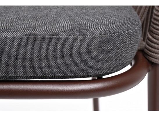 "Лион" стул плетеный из роупа, каркас из стали коричневый (RAL8016) муар, роуп коричневый круглый, ткань бежевая в Каменске-Уральском