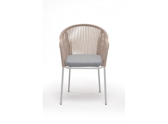 "Лион" стул плетеный из роупа, каркас из стали светло-серый (RAL7035) муар, роуп бежевый круглый, ткань светло-серая в Каменске-Уральском