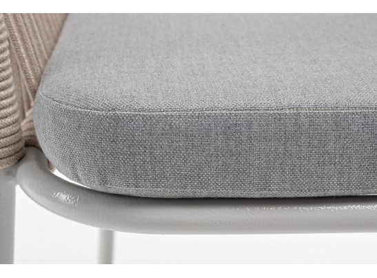 "Лион" стул плетеный из роупа, каркас из стали светло-серый (RAL7035) муар, роуп бежевый круглый, ткань светло-серая в Каменске-Уральском