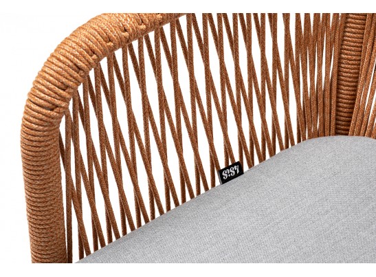 "Лион" стул плетеный из роупа, каркас из стали светло-серый (RAL7035) муар, роуп оранжевый меланж круглый, ткань светло-серая в Каменске-Уральском