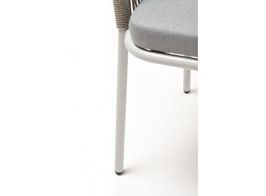 "Лион" стул плетеный из роупа, каркас из стали светло-серый (RAL7035) муар, роуп серый меланж круглый, ткань светло-серая в Каменске-Уральском