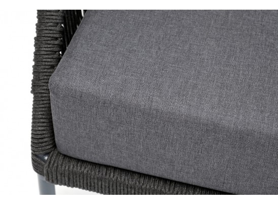 "Мадрид" кресло плетеное из роупа, каркас алюминий темно-серый (RAL7024) муар, роуп темно-серый круглый, ткань темно-серая 027 в Каменске-Уральском