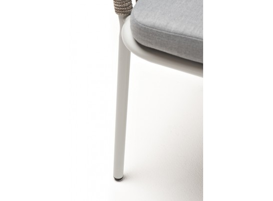 "Марсель" стул плетеный из роупа, каркас алюминий светло-серый (RAL7035) муар, роуп серый меланж круглый, ткань светло-серая в Каменске-Уральском