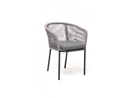 "Марсель" стул плетеный из роупа, каркас алюминий темно-серый (RAL7024) муар, роуп светло-серый круглый, ткань светло-серая в Каменске-Уральском