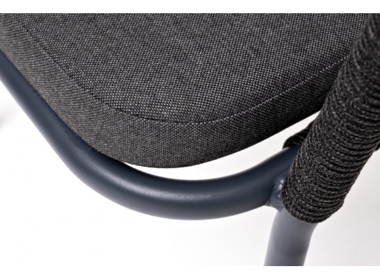 "Марсель" стул плетеный из роупа, каркас алюминий темно-серый (RAL7024) муар, роуп темно-серый круглый, ткань темно-серая 027 в Каменске-Уральском