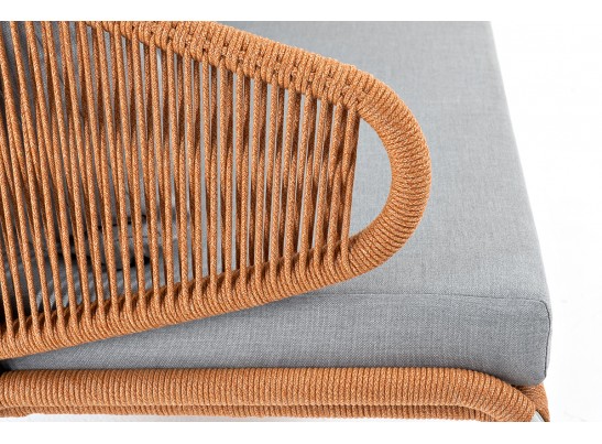 "Милан" диван 2-местный плетеный из роупа, каркас алюминий светло-серый (RAL7035) муар, роуп оранжевый меланж круглый, ткань светло-серая в Каменске-Уральском