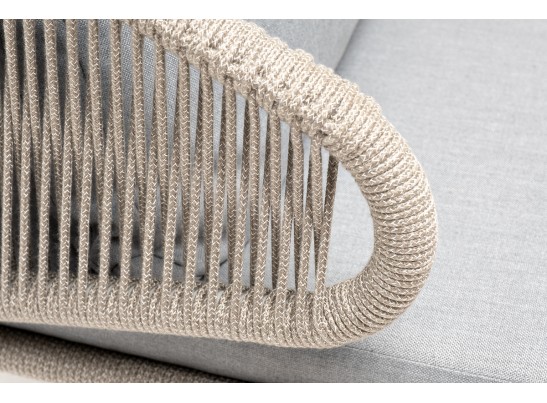 "Милан" кресло плетеное из роупа, каркас алюминий светло-серый (RAL7035) муар, роуп серый меланж круглый, ткань светло-серая в Каменске-Уральском