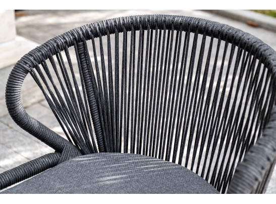 "Милан" стул плетеный из роупа, каркас алюминий темно-серый (RAL7024) шагрень, роуп темно-серый круглый, ткань темно-серая в Каменске-Уральском