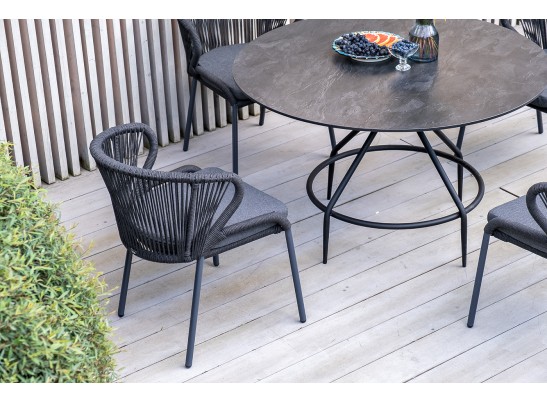 "Милан" стул плетеный из роупа, каркас алюминий темно-серый (RAL7024) шагрень, роуп темно-серый круглый, ткань темно-серая в Каменске-Уральском