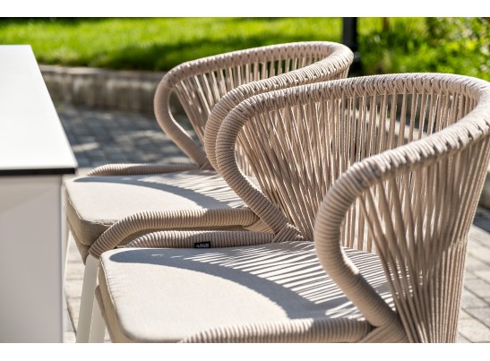 "Венето" обеденная группа на 6 персон со стульями "Милан", каркас белый, роуп бежевый в Каменске-Уральском