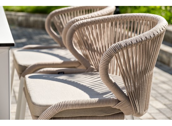 "Венето" обеденная группа на 6 персон со стульями "Милан", каркас белый, роуп бежевый в Каменске-Уральском