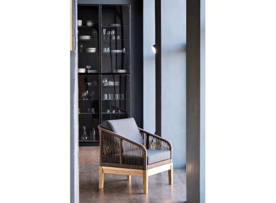 "Канны" кресло плетеное из роупа, основание дуб, роуп коричневый круглый, ткань темно-серая 027 в Каменске-Уральском