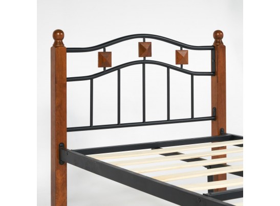 Кровать AT-126 Wood slat base