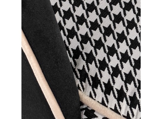 Стул Leo чёрный с жаккардом, с белыми ножками в Каменске-Уральском
