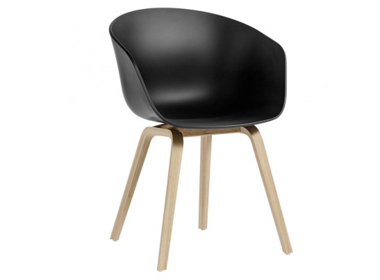 Кресло Hee Welling чёрное в Каменске-Уральском