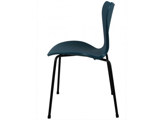 Стул Seven голубой с чёрными ножками в Каменске-Уральском