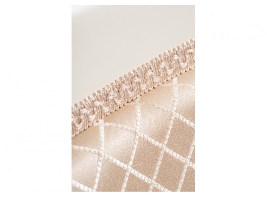 Деревянный стул Байона слоновая кость / ромб 02 в Каменске-Уральском