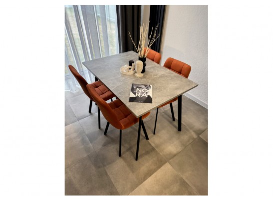 Деревянный стол Кортни 117 (157) x 77 бетон светлый / черный матовый в Каменске-Уральском