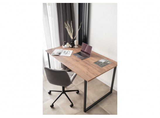 Деревянный стол Лиман 140 х 80 дуб крафт табачный / черный матовый в Каменске-Уральском