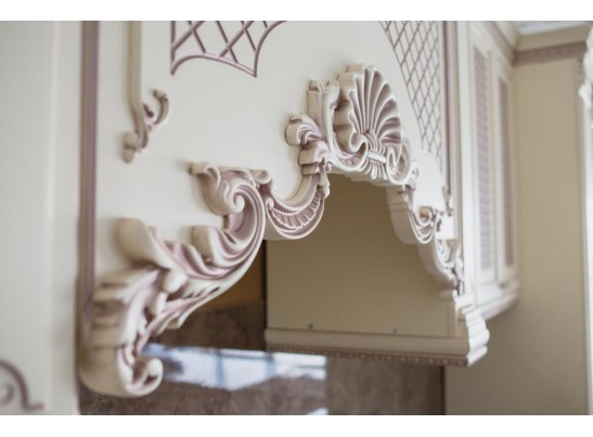 Кухня Афина 25 (4,7 м) крем/фиолетовая патина