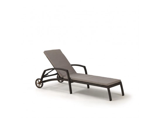 Шезлонг-лежак плетеный A35A2-W53 Brown с матрасом в Каменске-Уральском
