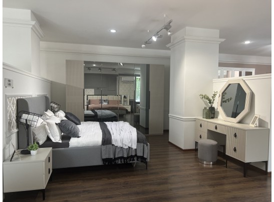 Шкаф Стелла 6-створчатый с зеркалом светло серый камень