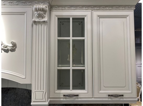 Кухня Кальяри Бьянка 40 (3,5*2,6 м) белый матовый