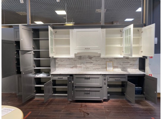 Кухня угловая Берлин 37 (4,2*2,1 м) Гриджио-Бьянка