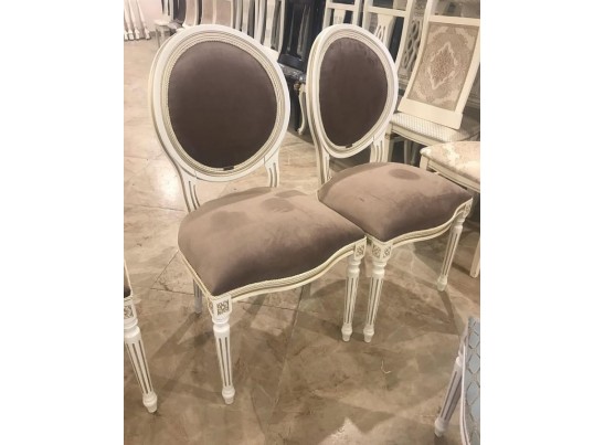 Стул Медальон (слоновая кость, патина золото)