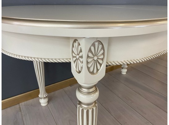 Стол овальный раскладной Азалия (слоновая кость, патина шампань)