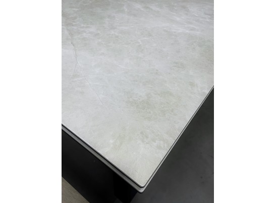 Стол Франк 200 Кремовый мрамор, керамика / черный каркас в Каменске-Уральском