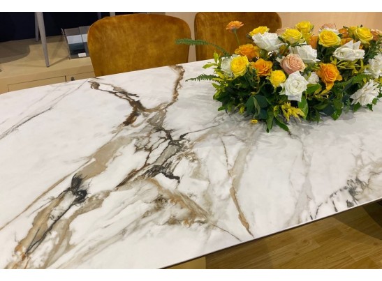 Стол BELLUNO 160 KL-188 Контрастный мрамор матовый, итальянская керамика/ белый каркас в Каменске-Уральском