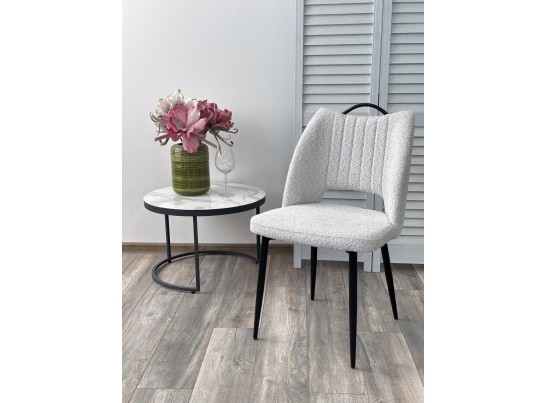 Стул JANETY UF998-14 светло-серый, букле / черный каркас / Товарный знак DISAUR в Каменске-Уральском