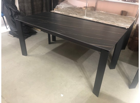 Стол CORNER 120 MATT GOLDEN BLACK SINTERED STONE / BLACK в Каменске-Уральском