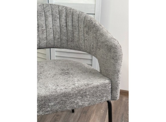 Стул SNUG 3018-17 серый, шенилл / черный каркас, ®DISAUR в Каменске-Уральском